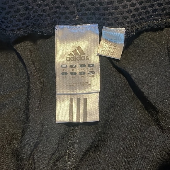 ADIDAS ACTIVEWEAR CAPRIS (M) - Picture 6 of 9